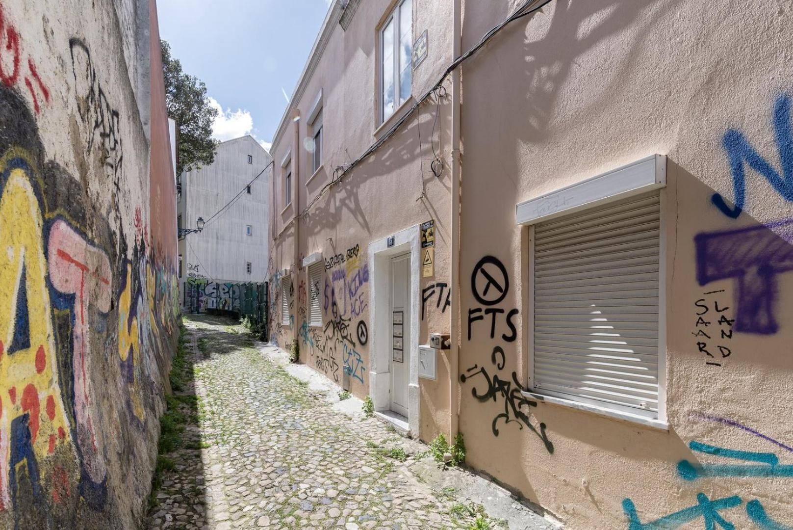 Guestready - Fantastic Rustic Duplex With Terrace Apartment Lisboa Ngoại thất bức ảnh